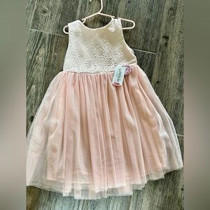 Girls size 6 pink tulle dress